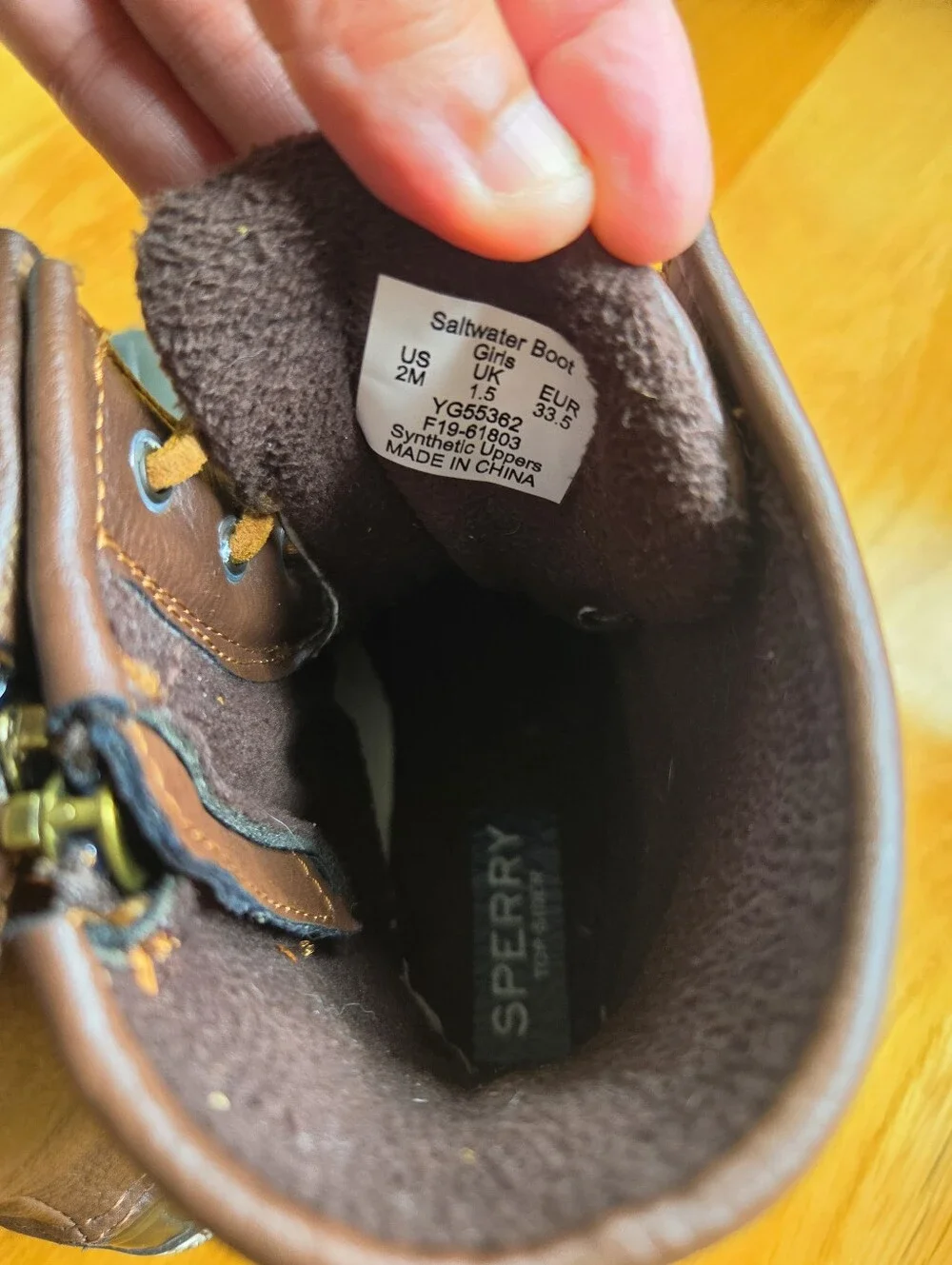 SPERRY Kids Saltwater Boot Size 2 Youth